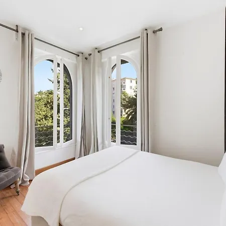 Apartamento Cozy 1 Bedroom Flat,free Parking, Close To Center *
