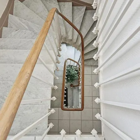 Cozy 1 Bedroom Flat,free Parking, Close To Center Apartamento *